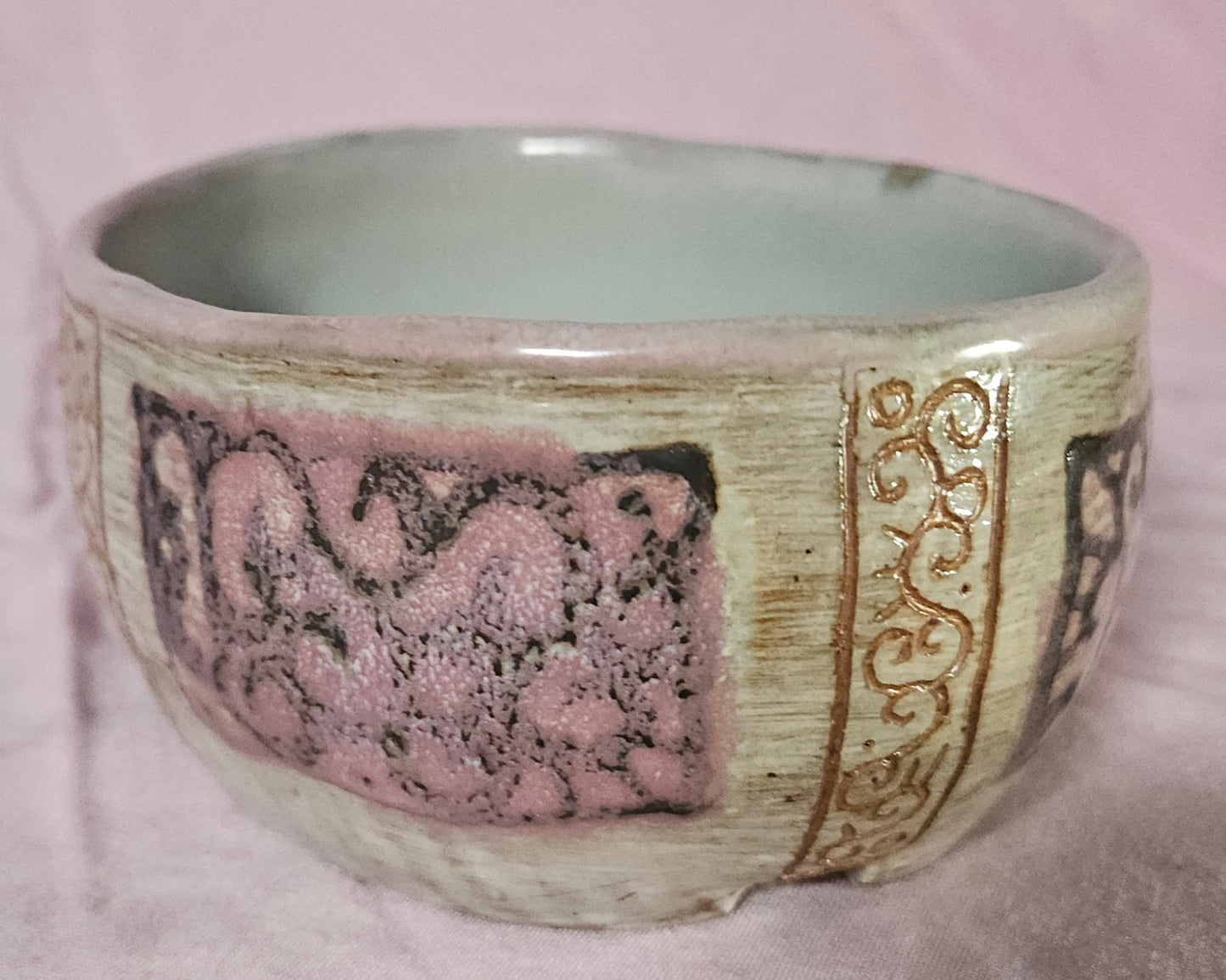 Oval Pattern Bowl