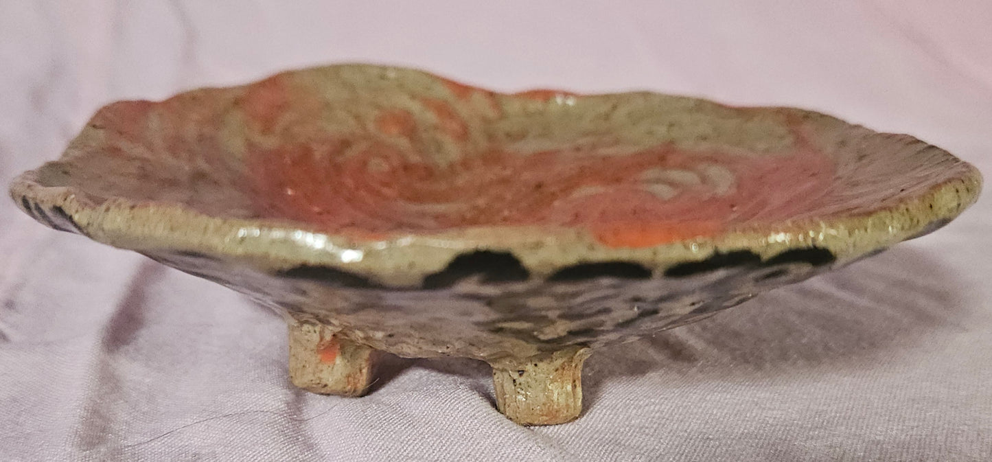 Small Pinky Carved Dish