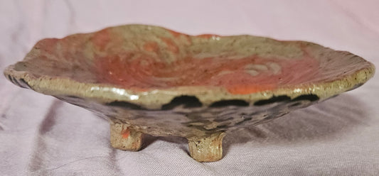 Small Pinky Carved Dish